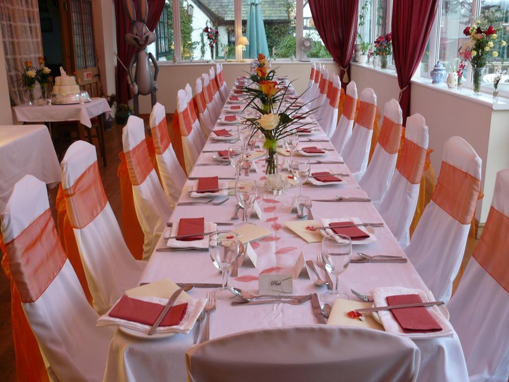 The Millstones Country & Restaurant Country house